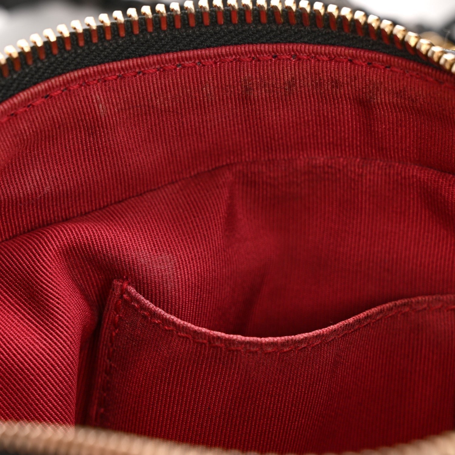 CHANEL GABRIELLE small hobo bag - Image 11