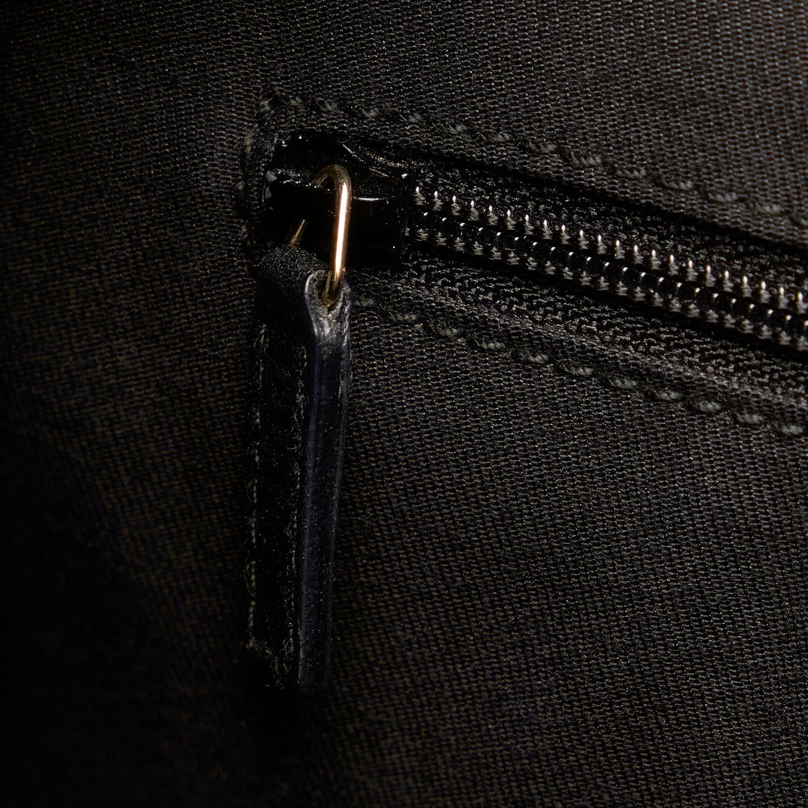 Gucci Abbey Leather Shoulder Bag - Image 10