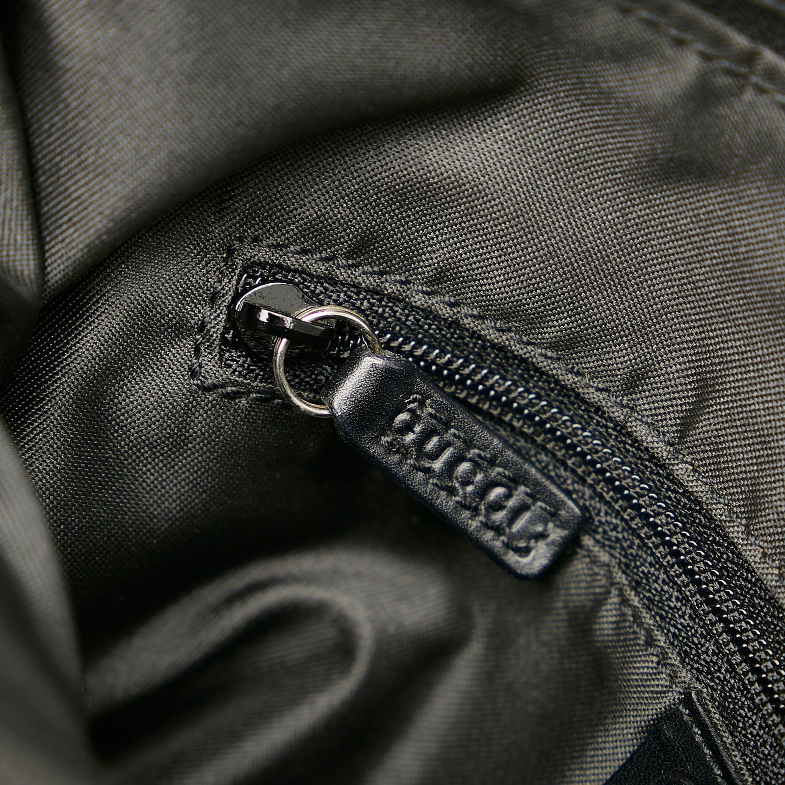 Gucci Bamboo Canvas Handbag - Image 9