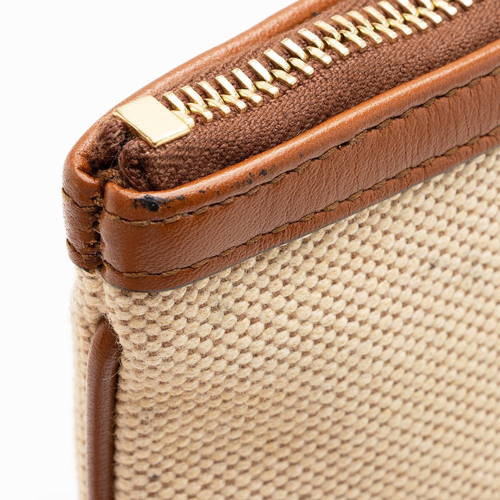 Gucci Canvas Vintage Web Wristlet - Image 10