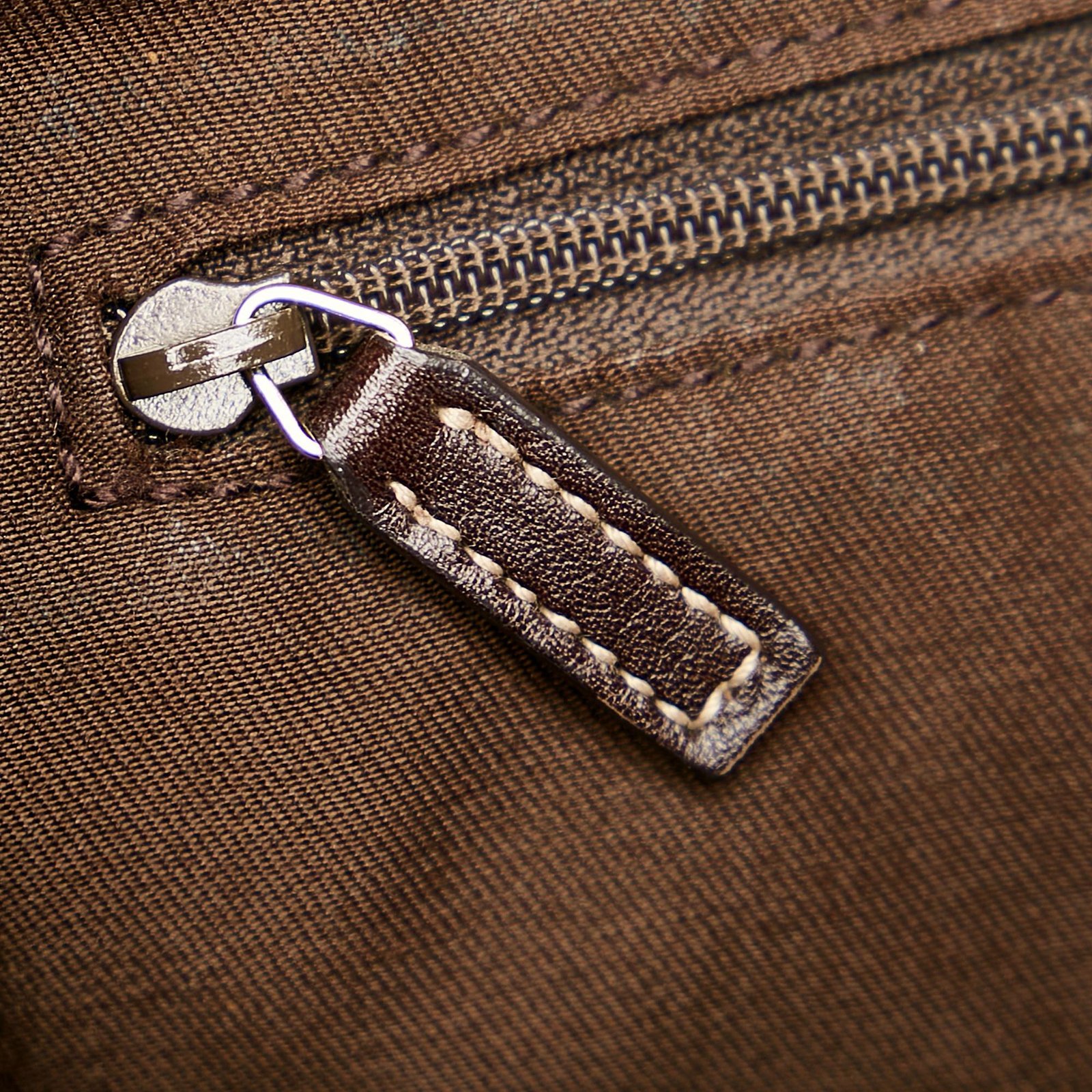 Gucci GG Canvas Abbey D-Ring Shoulder Bag - Image 9