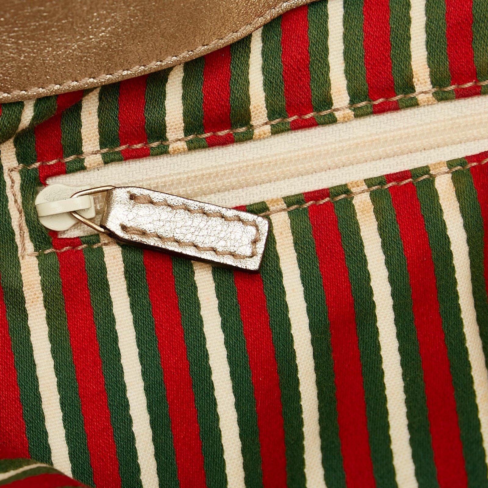 Gucci GG Canvas Abbey D-Ring Tote Bag - Image 4