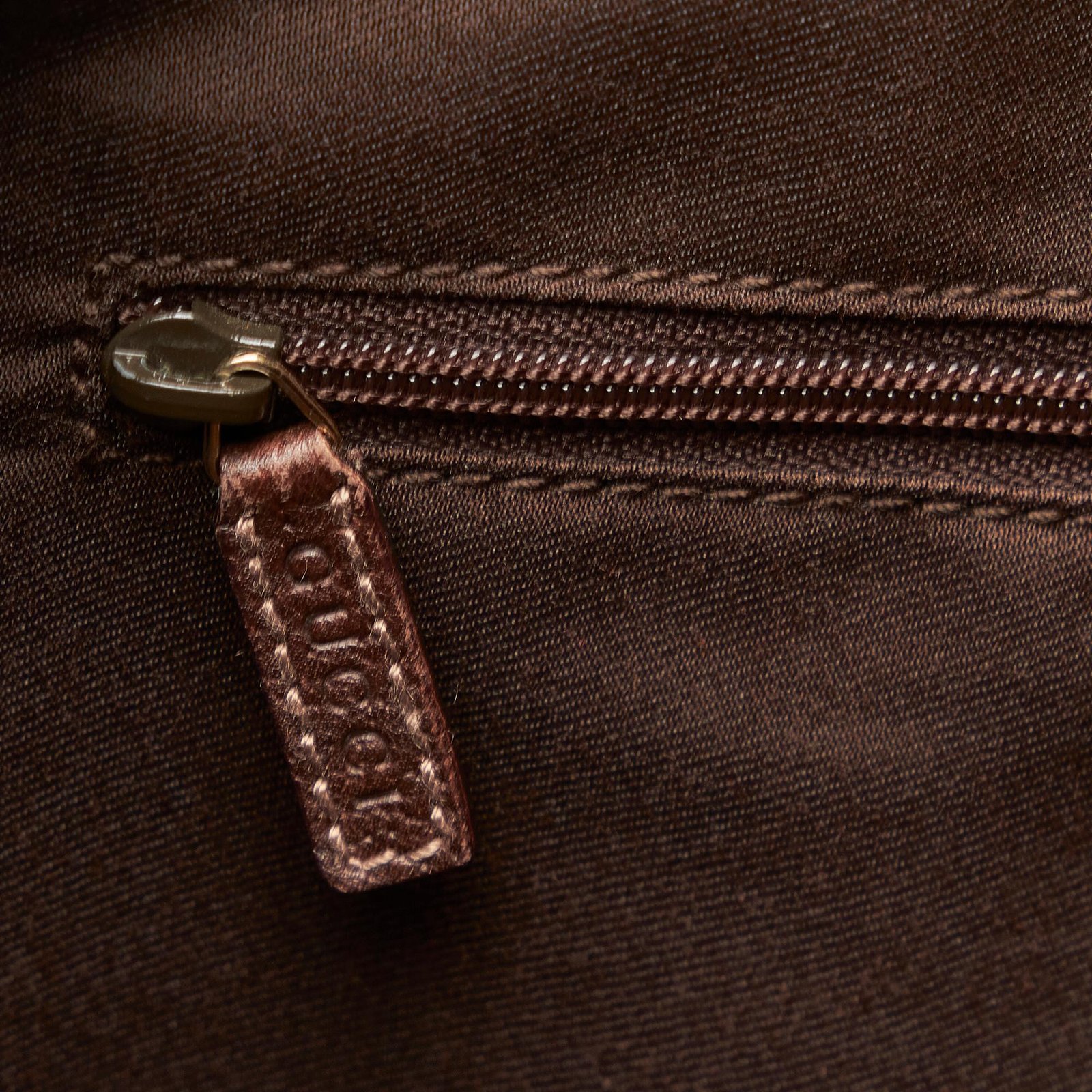 Gucci GG Canvas Abbey Tote Bag - Image 9