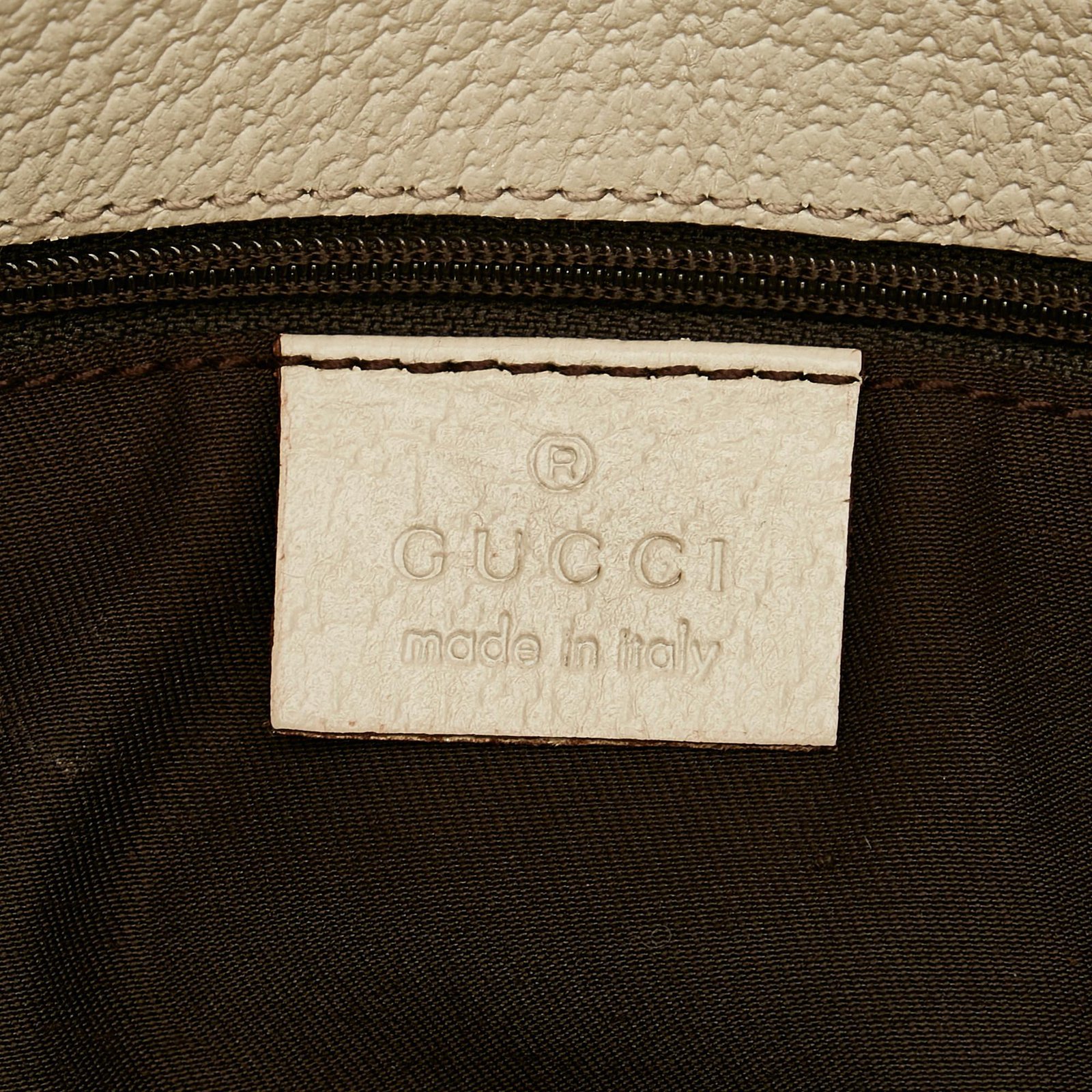 Gucci GG Canvas Eclipse Tote Bag - Image 7