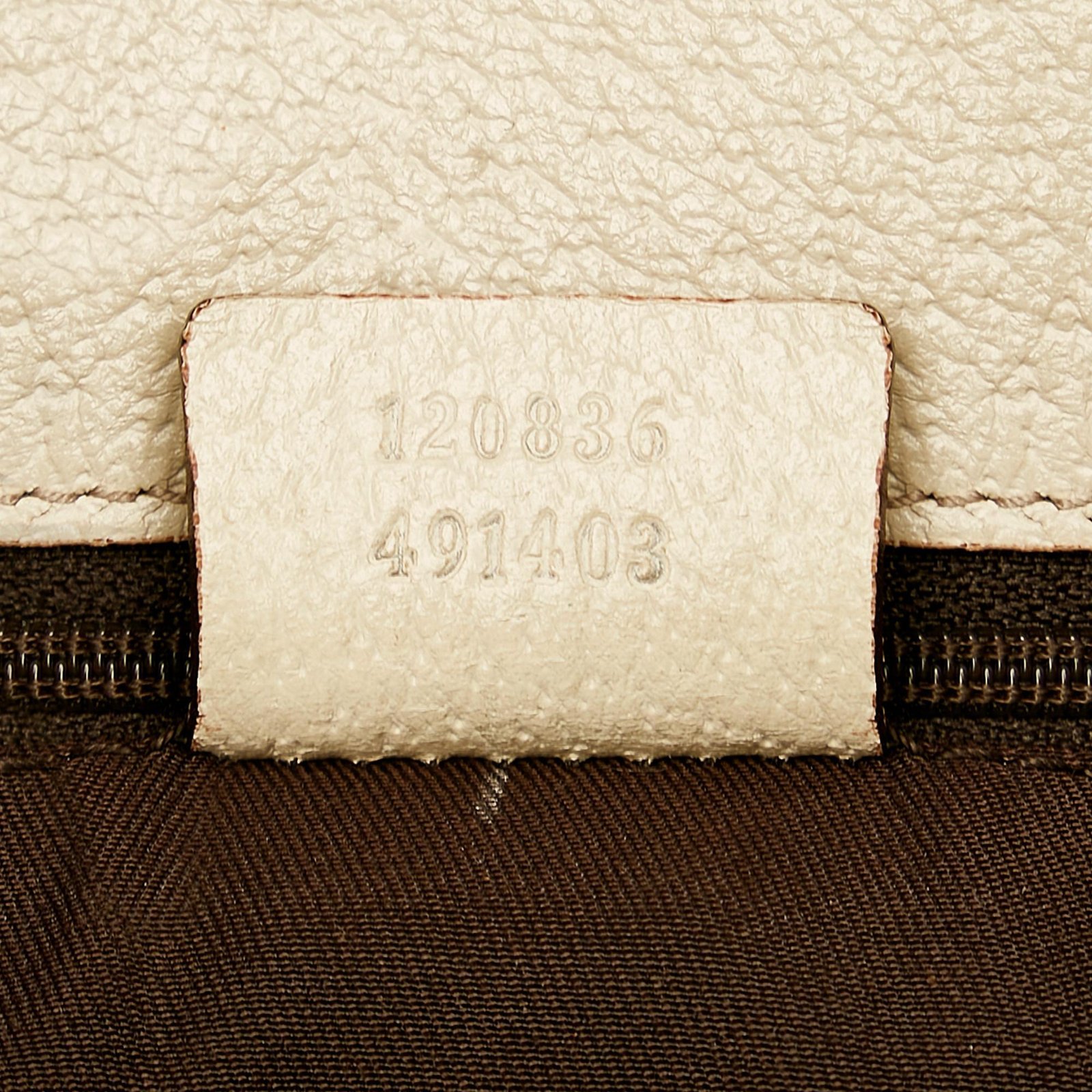 Gucci GG Canvas Eclipse Tote Bag - Image 8