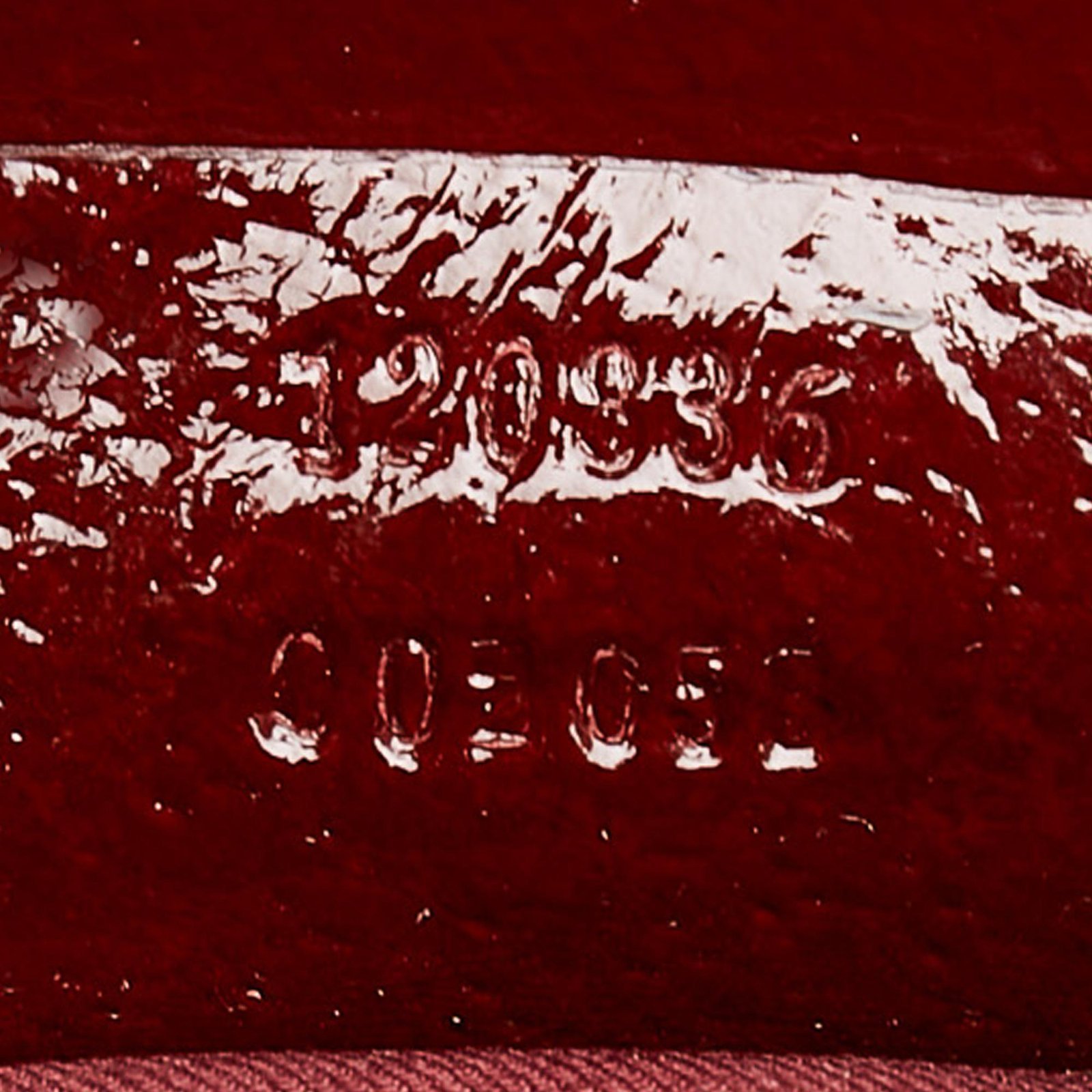 Gucci GG Canvas Eclipse Tote Bag - Image 8