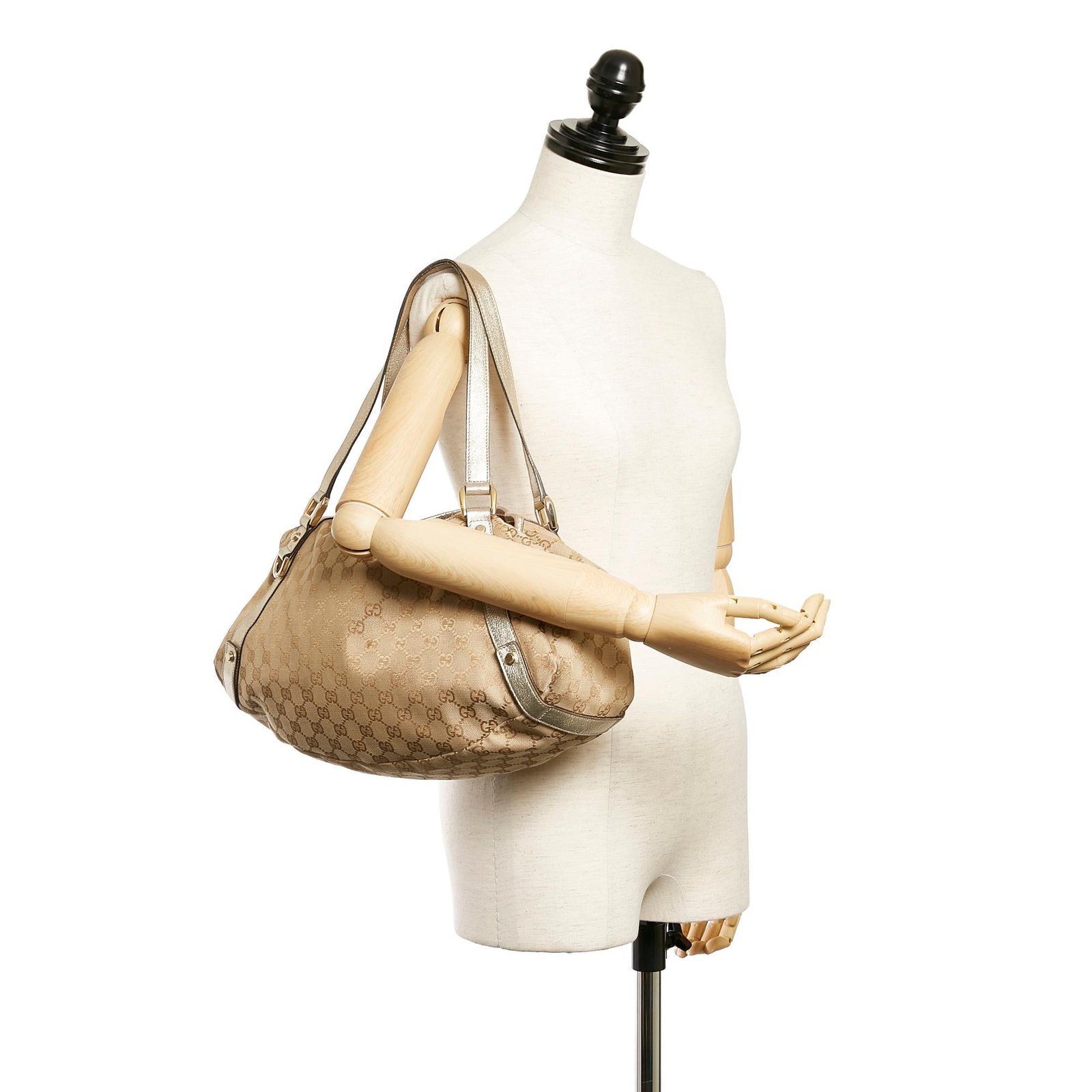 Gucci GG Canvas Pelham Shoulder Bag - Image 5