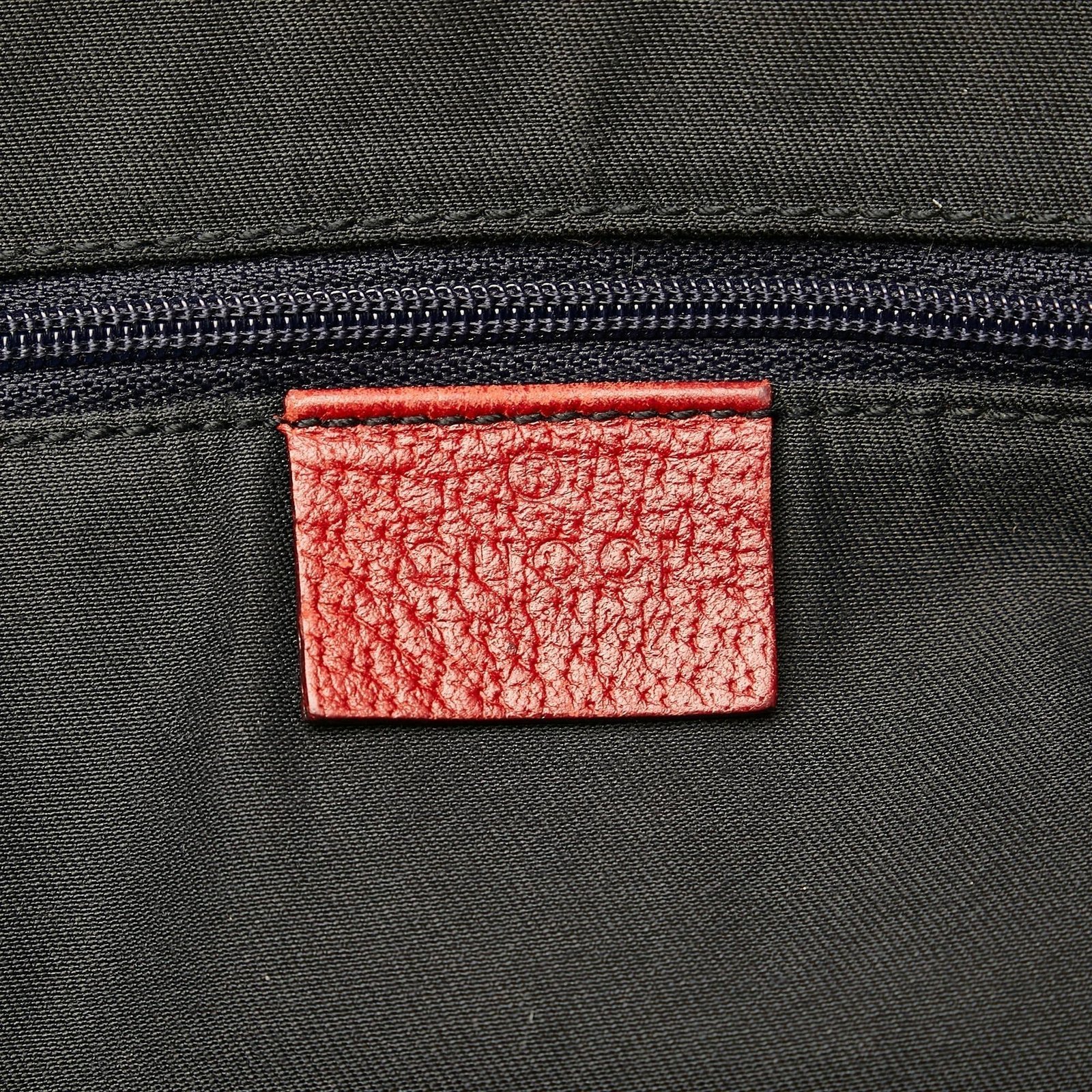 Gucci GG Canvas Pelham Shoulder Bag - Image 7