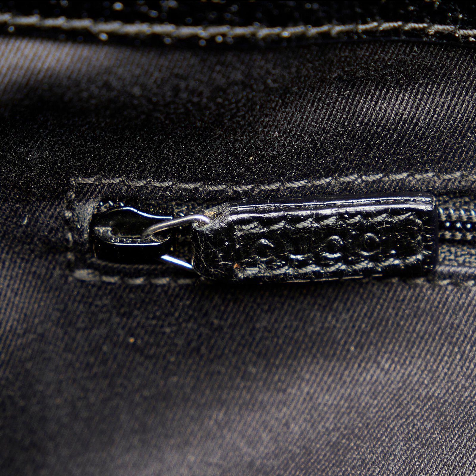 Gucci GG Canvas Tote Bag - Image 9