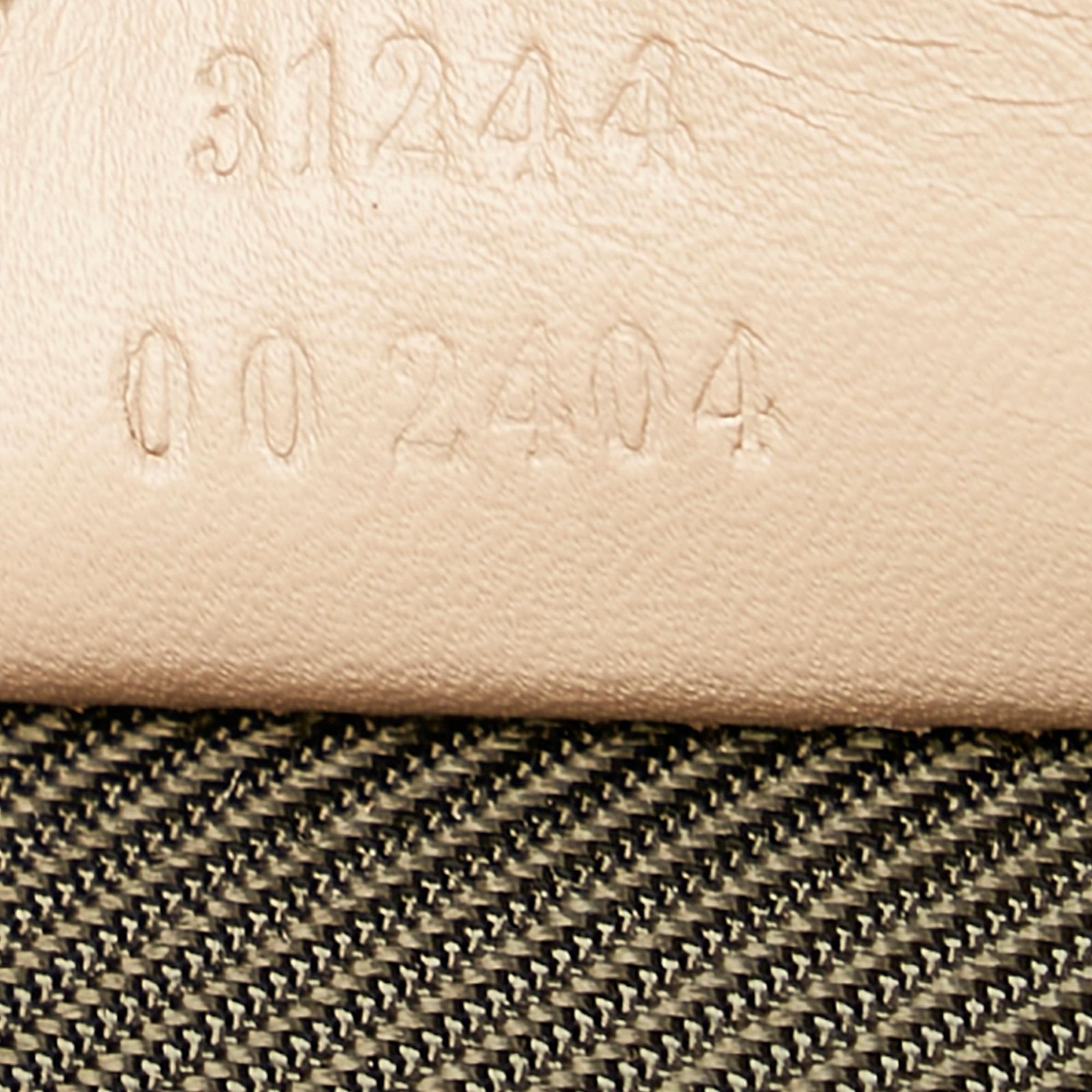 Gucci GG Canvas Tote Bag - Image 8