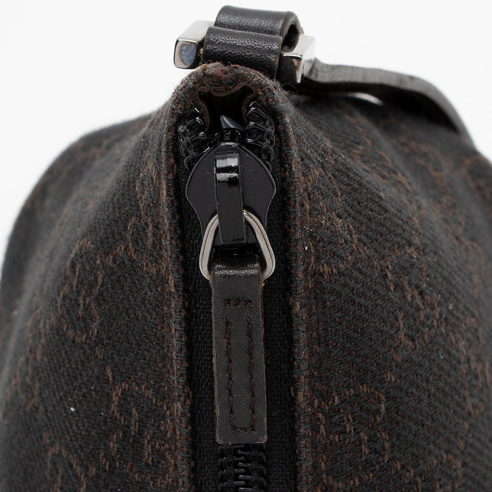 Gucci GG Denim Classic Pochette - Image 10