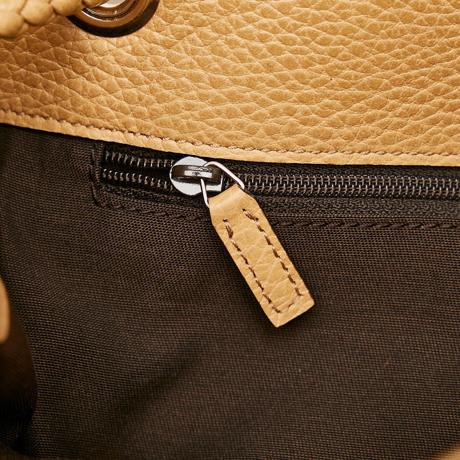 Gucci Gifford Leather Tote Bag - Image 9