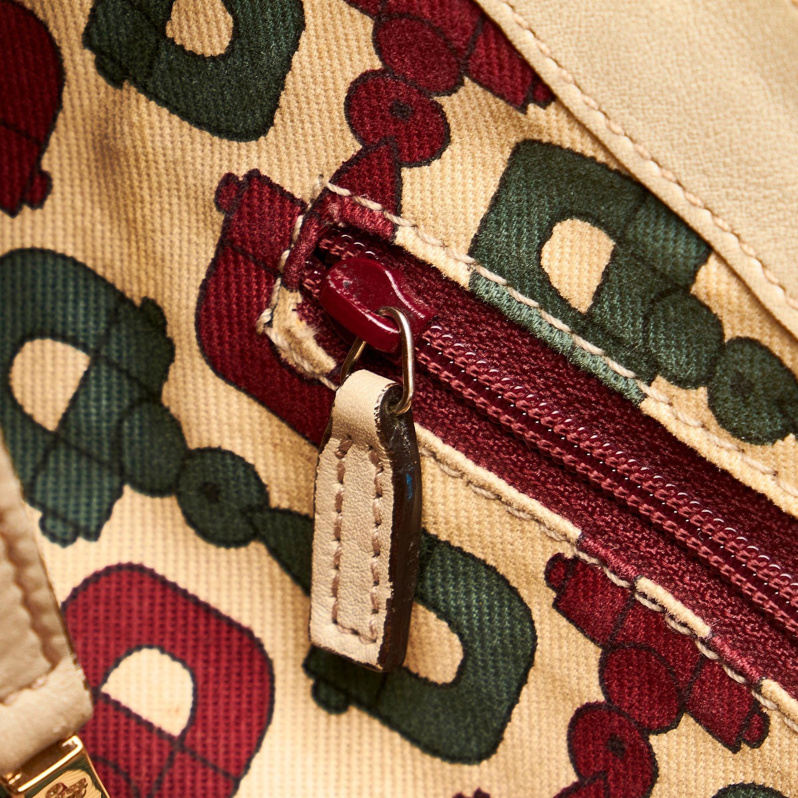 Gucci Guccissima Abbey D-ring Leather Shoulder Bag - Image 5