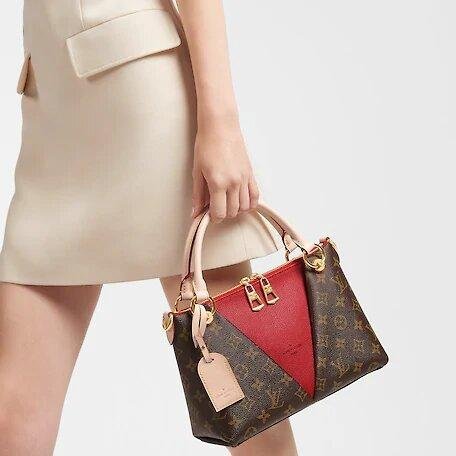 Louis Vuitton V Tote Bb Cerise Red - Image 4